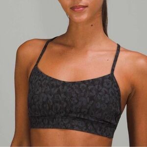 Lululemon Flow Y Nulu Bra Camo Deep Coal Multi Size 4